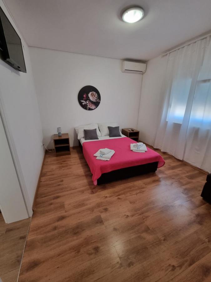 Lili Apartment *