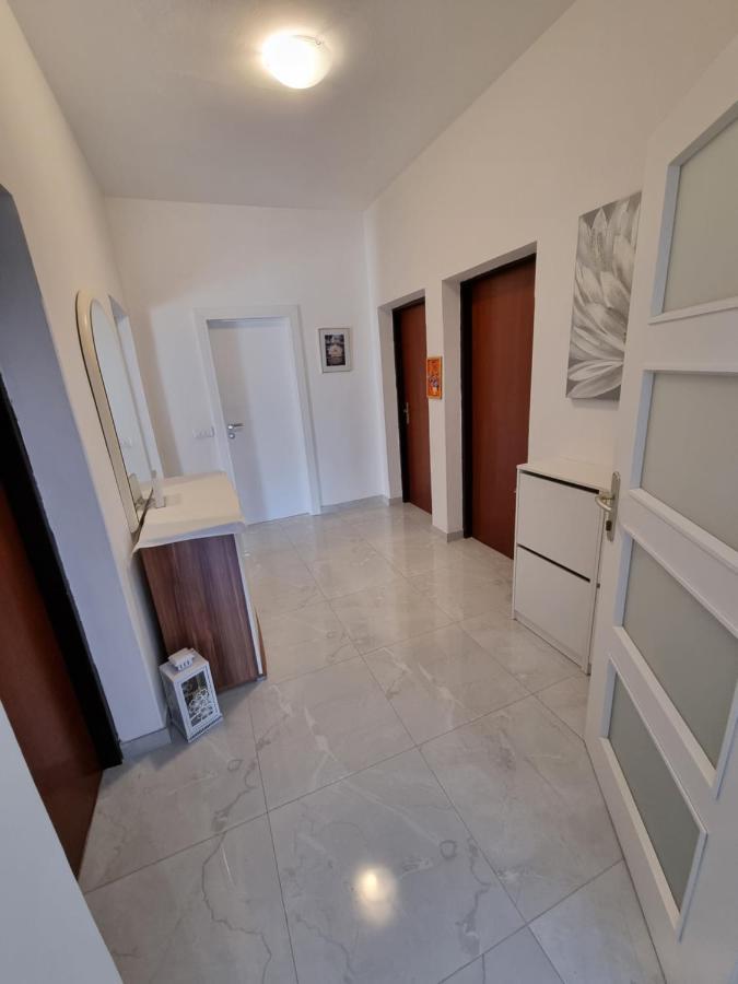 Apartma Lili Biograd Na Moru