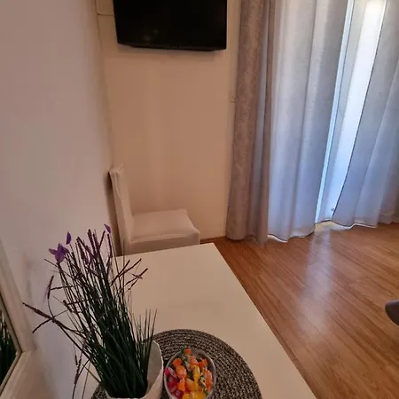 Apartments Lili Biograd Na Moru Zewnętrze zdjęcie