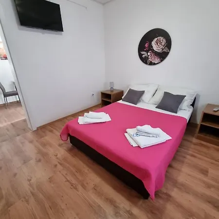 Apartments Lili Biograd Na Moru Zewnętrze zdjęcie