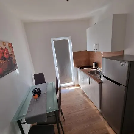Apartments Lili Biograd Na Moru Zewnętrze zdjęcie