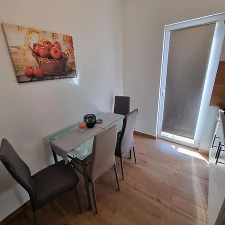 Apartments Lili Biograd Na Moru Zewnętrze zdjęcie