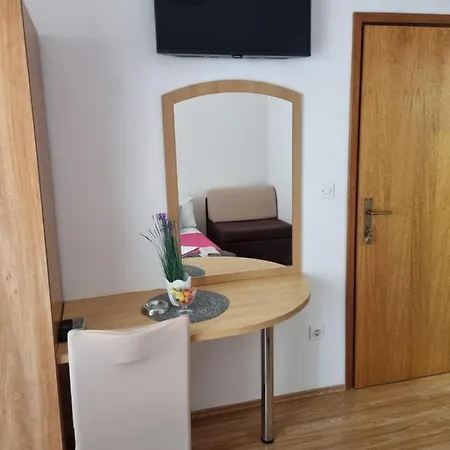 Apartments Lili Biograd Na Moru Zewnętrze zdjęcie