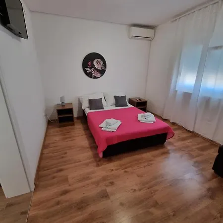 Apartments Lili Biograd Na Moru Zewnętrze zdjęcie