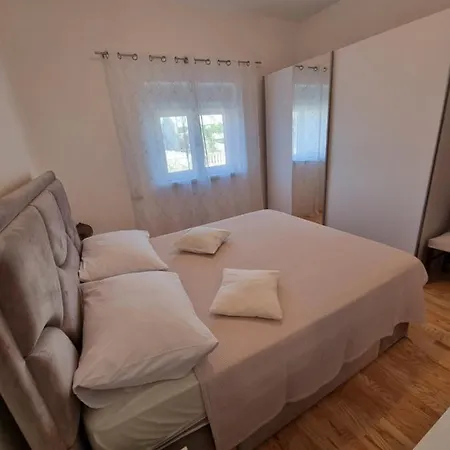 Apartments Lili Biograd Na Moru Zewnętrze zdjęcie