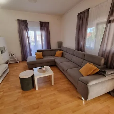 Apartments Lili Biograd Na Moru Zewnętrze zdjęcie