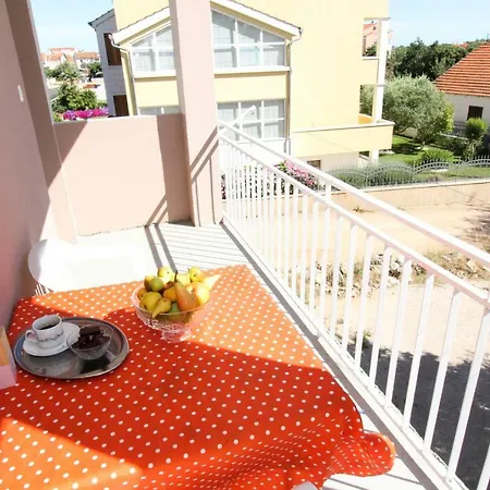 Apartments Lili Biograd Na Moru Zewnętrze zdjęcie