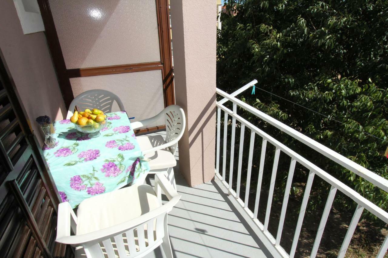 Appartamento Lili Biograd Na Moru